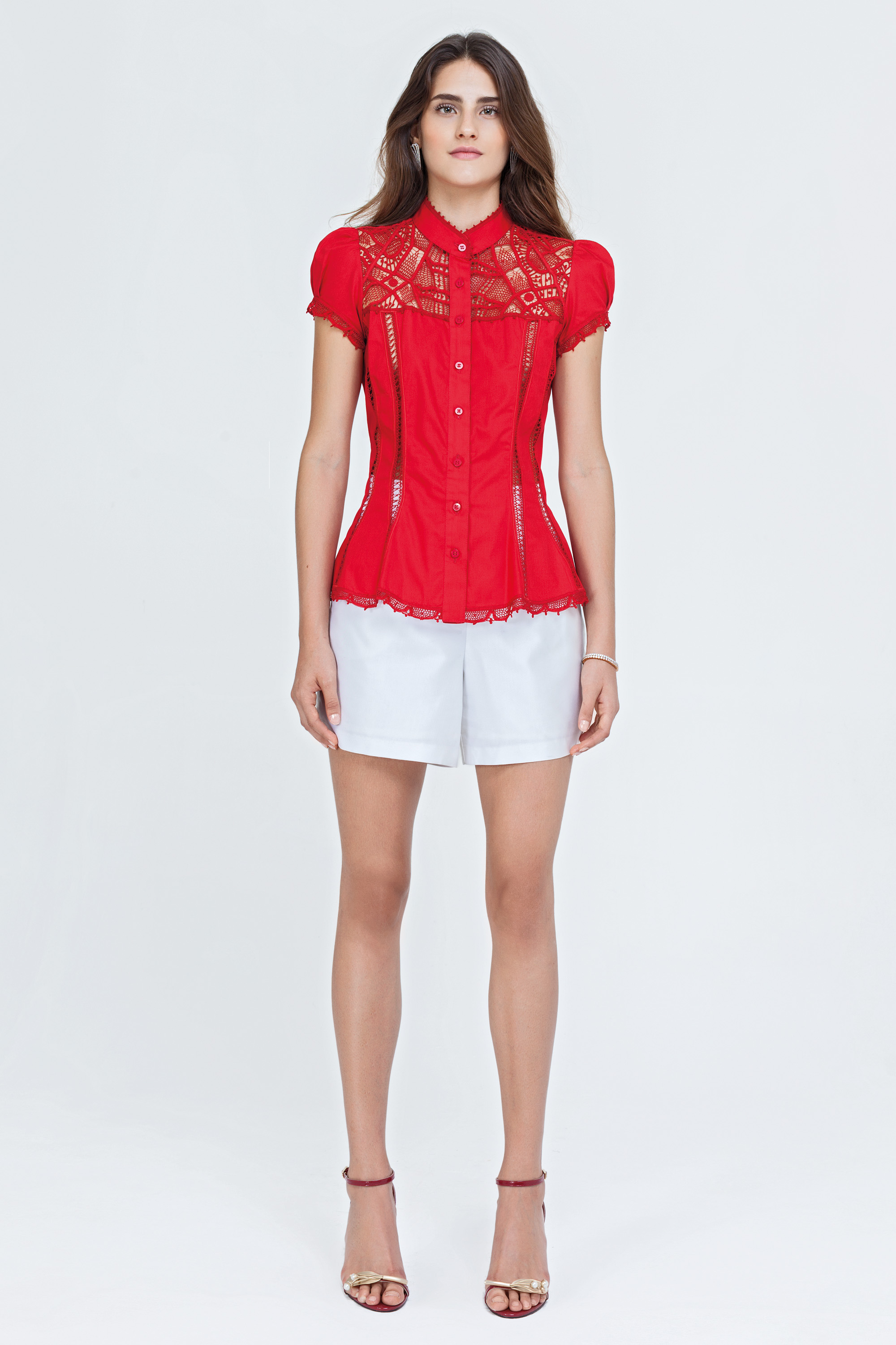 BLUSA MANGA CURTA PALA DE RENDA