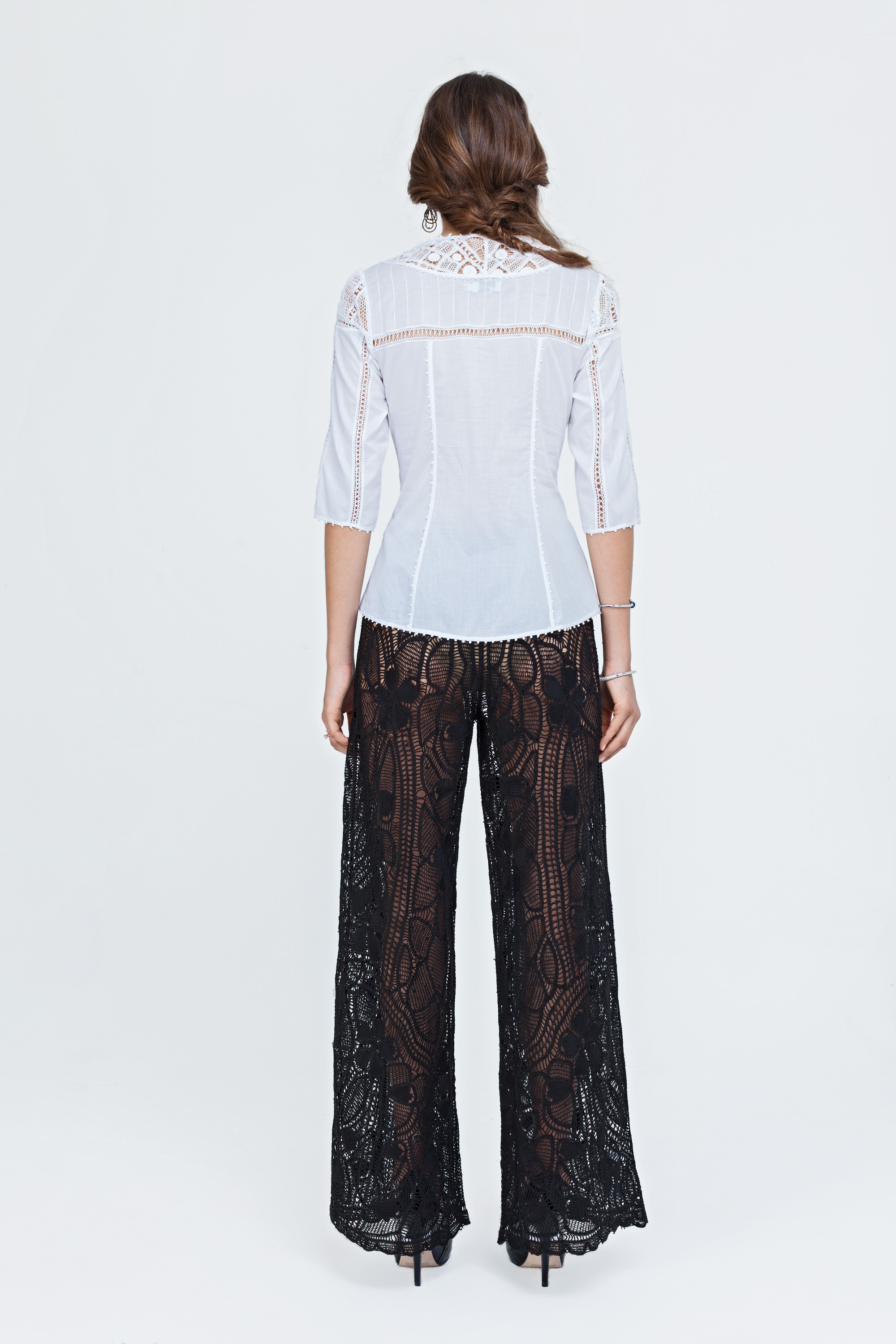 BLUSA COM RENDA RENASCENÇA 