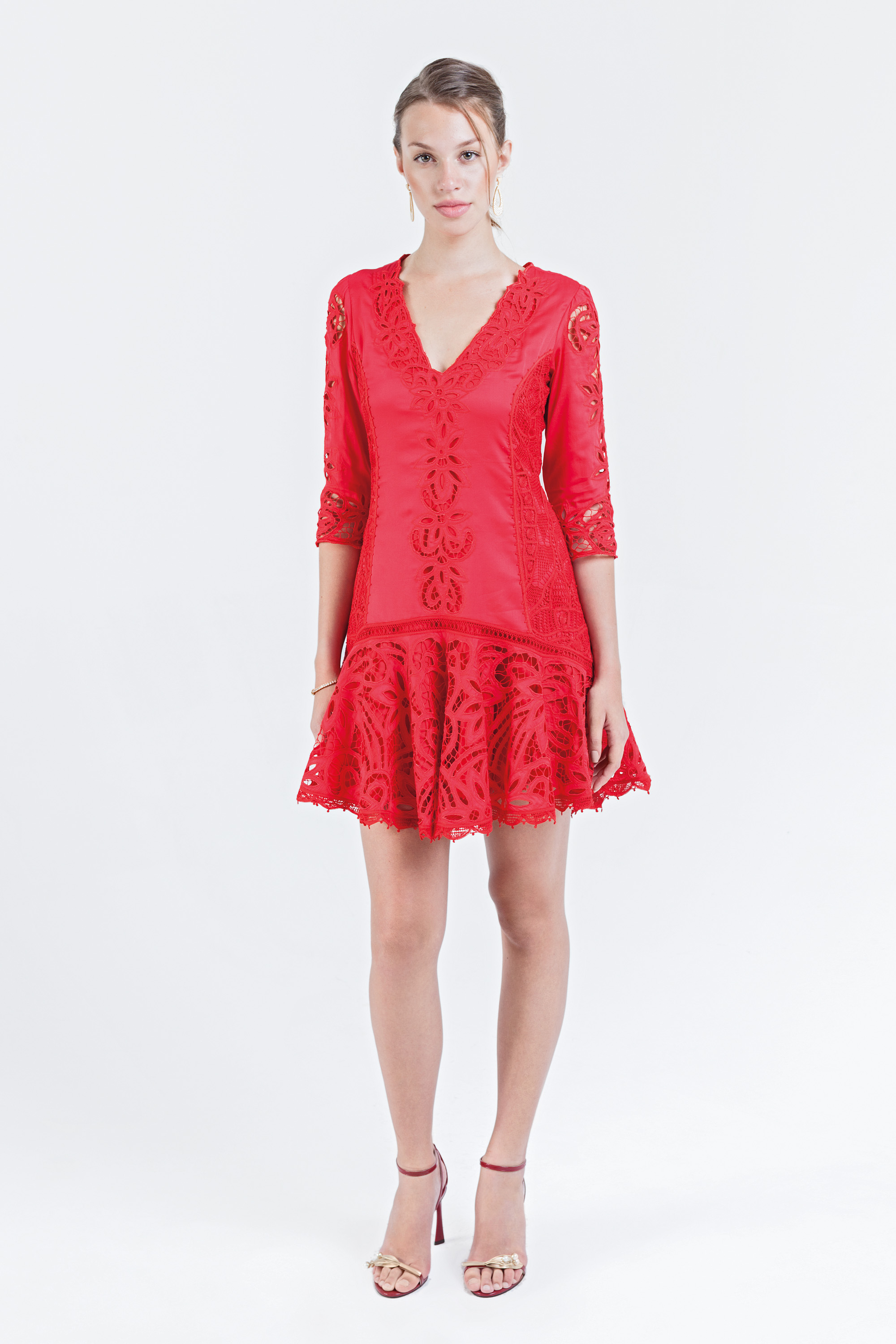 VESTIDO EM MIX  DE RENDA RENASCENÇA E RICHILIEU 