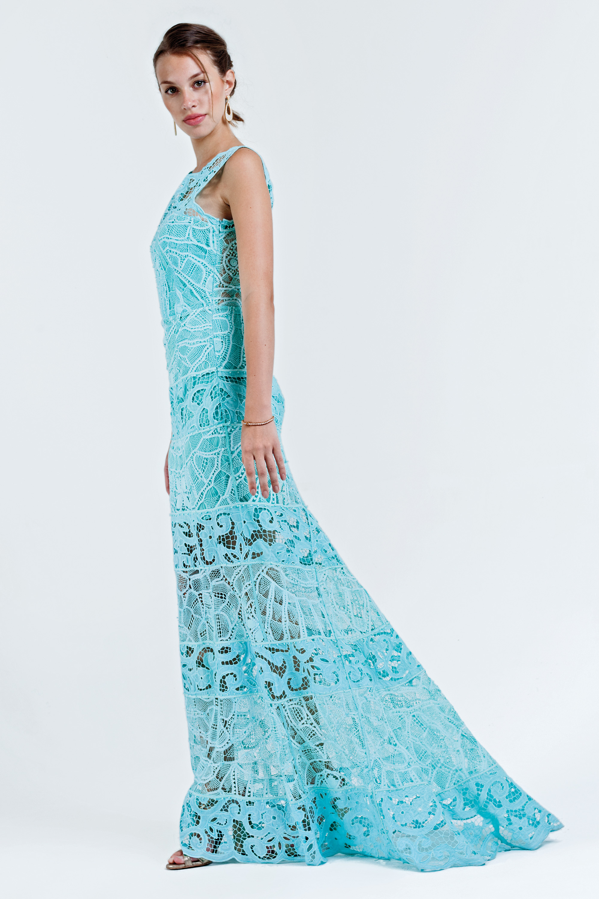 VESTIDO LONGO MIX DE RENDAS E RICHILIEU